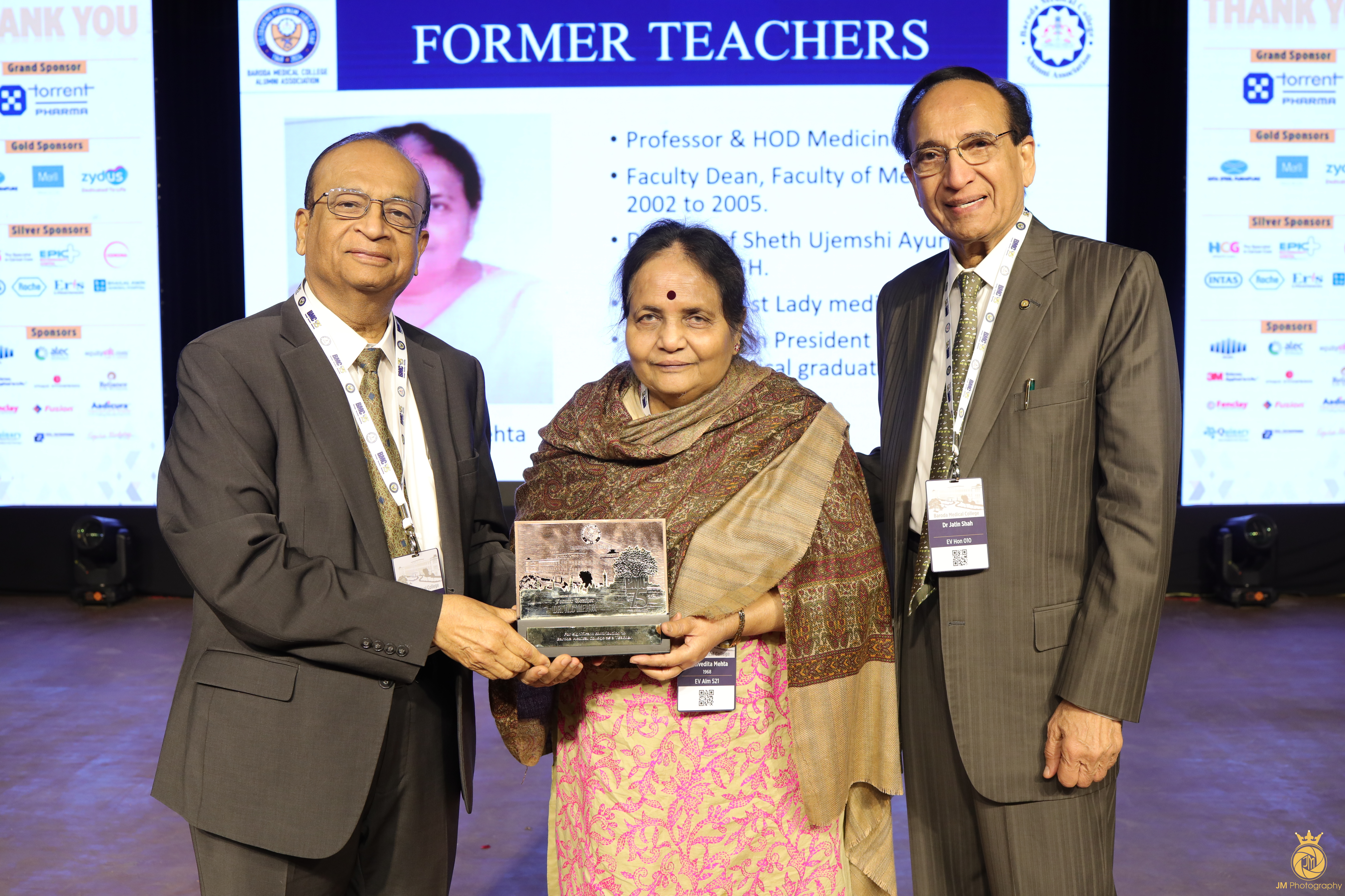 Gallery/Distinguished Alumni and Former Teachers/177A7601.JPG